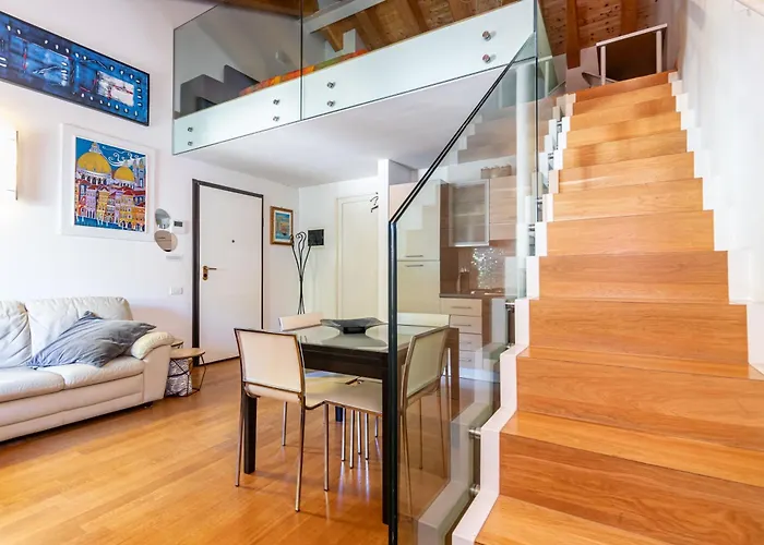 Charming Apartment In Venice!